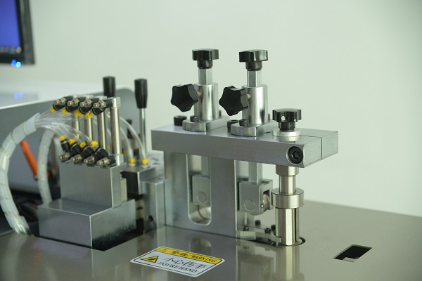 Fabricación automática de troqueles de regla de acero para embalaje de la máquina dobladora TSD-830A de hoja de acero